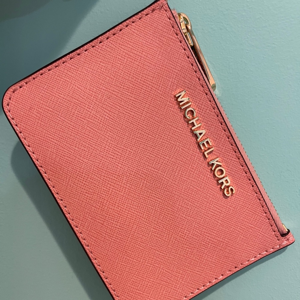 Michael Kors NWOT Key chain wallet